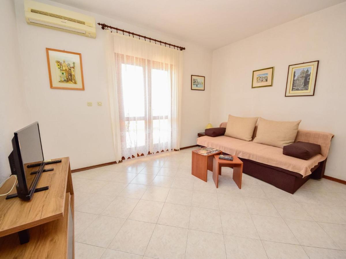 Apartment Lucija-1 By Interhome Trogir Eksteriør billede